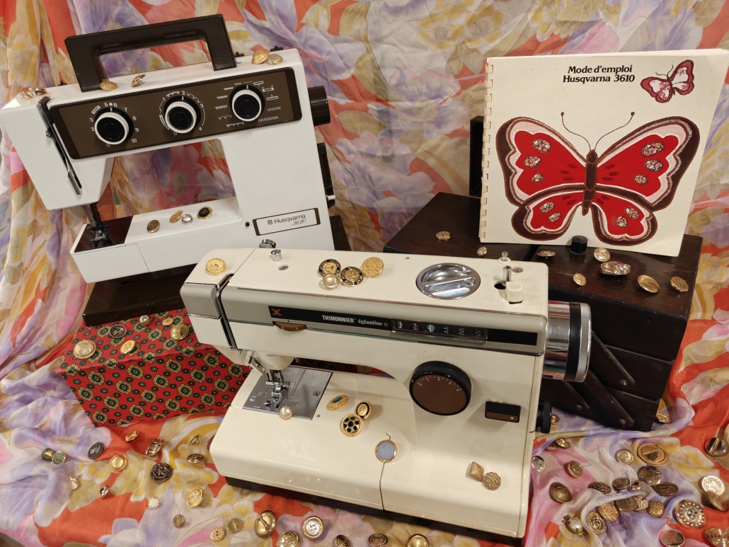 VENTE SPÉCIALE MACHINE À COUDRE ET MERCERIE D'EXCEPTION_LA CADETTE FRIPERIE ATELIER PARIS 75012