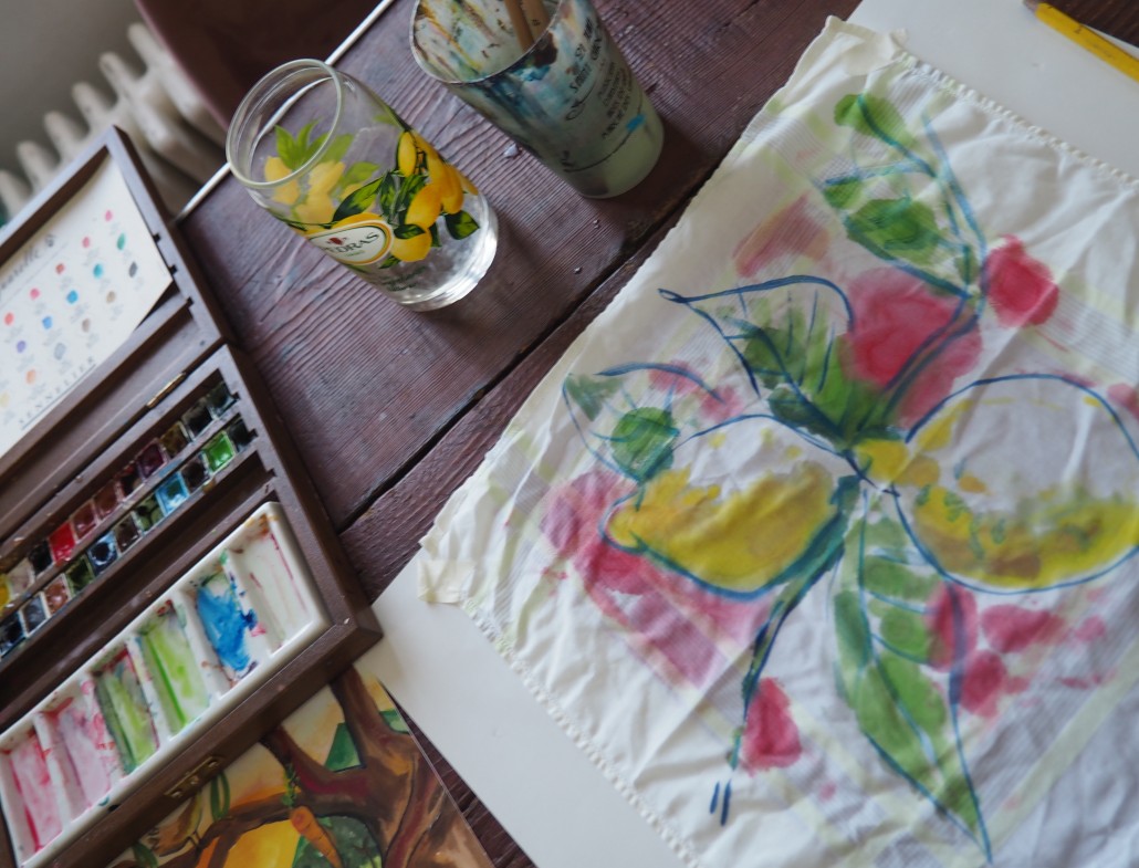 ELISABETH LE DOUX PEINTURE D'UNE FRESQUE COLLABORATIVE LA CADETTE FRIPERIE ATELIER 75012 PARIS